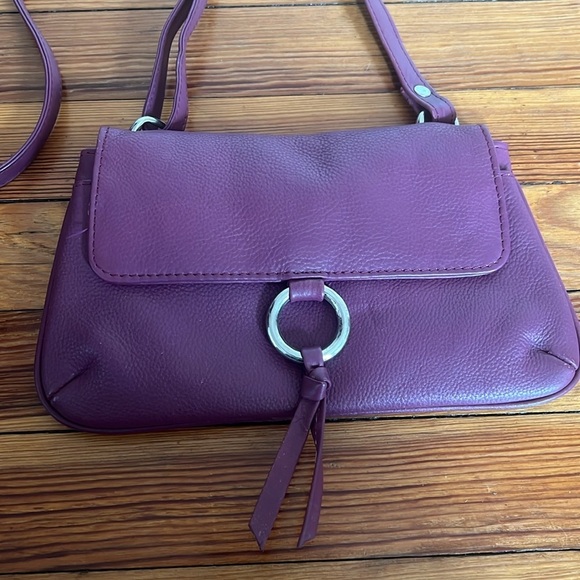 Adorable Small Purple/Plum Leather Crossbody Bag - Picture 3 of 13